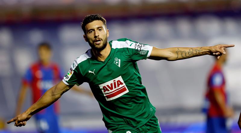 Borja Baston