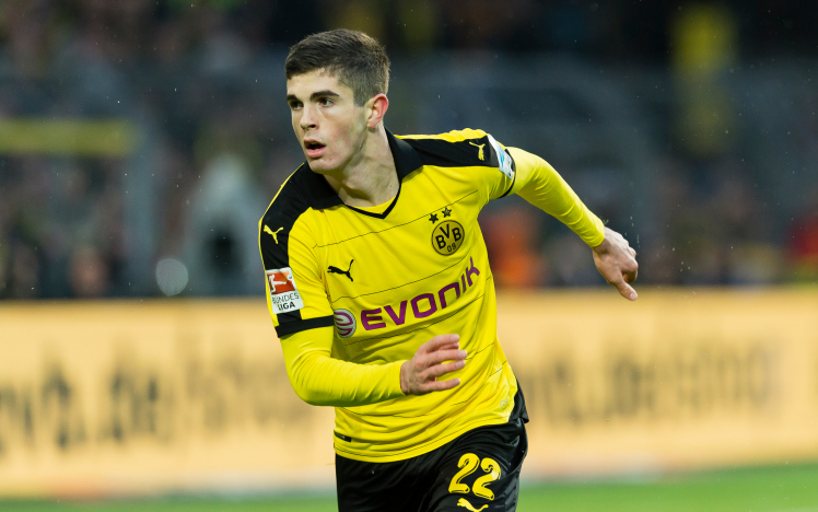 Borussia Dortmund v Hannover 96 - Bundesliga