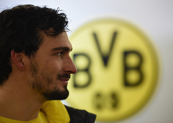 Borussia Dortmund v VfL Wolfsburg - Bundesliga For DFL