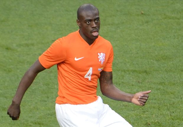 Stoke, prelevato Martins Indi dal Porto! (FOTO)